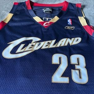 Lebron James Cavaliers XL Basketball Jersey